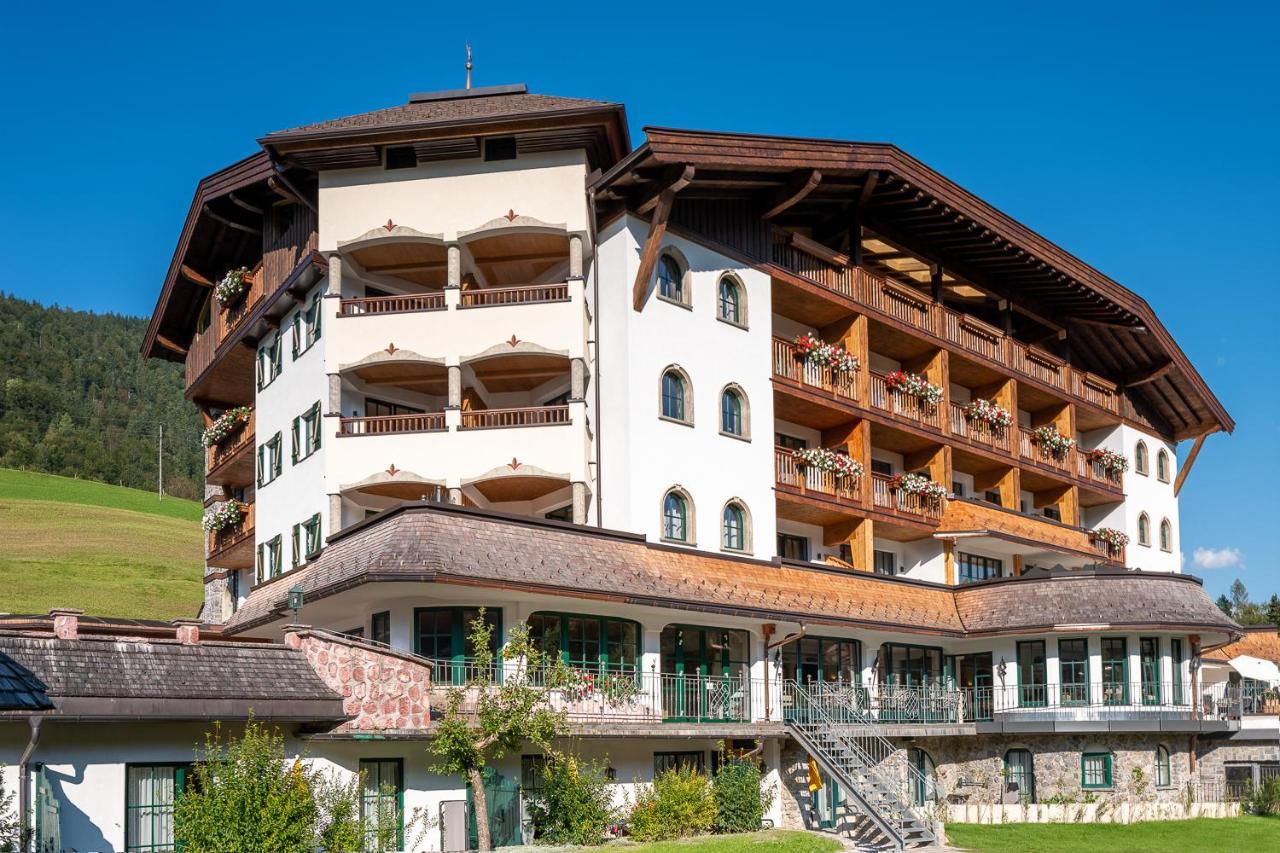 Hotel Jagdschloessl Кирхдорф ин Тирол Екстериор снимка