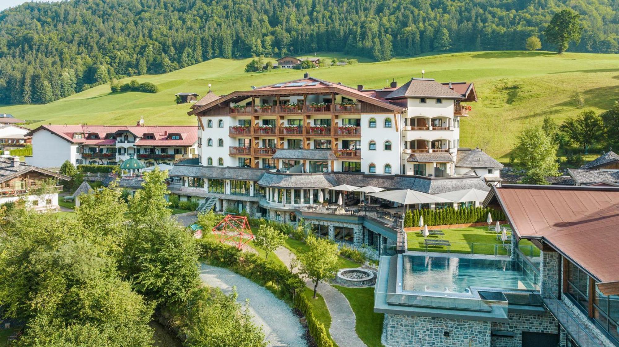 Hotel Jagdschloessl Кирхдорф ин Тирол Екстериор снимка